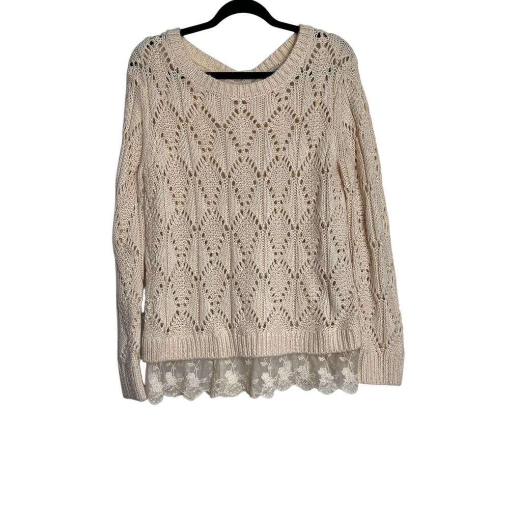 Hinge Sweater Womens Size XS Cream Crew Neck‎ Lace Hem Button Back Open Knit